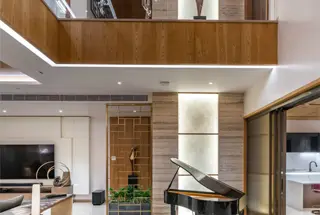 Triple Height Lobby
